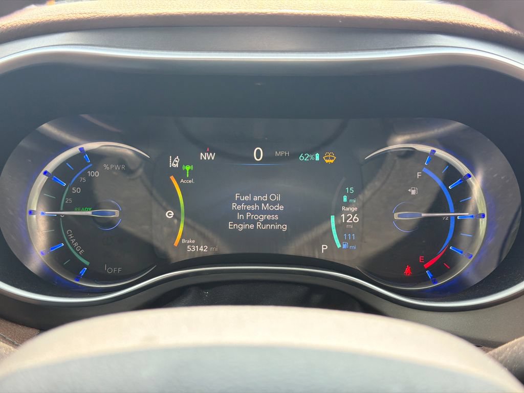 Used 2020 Chrysler Pacifica Limited w/ Advanced Safetytec Group FWD image 30