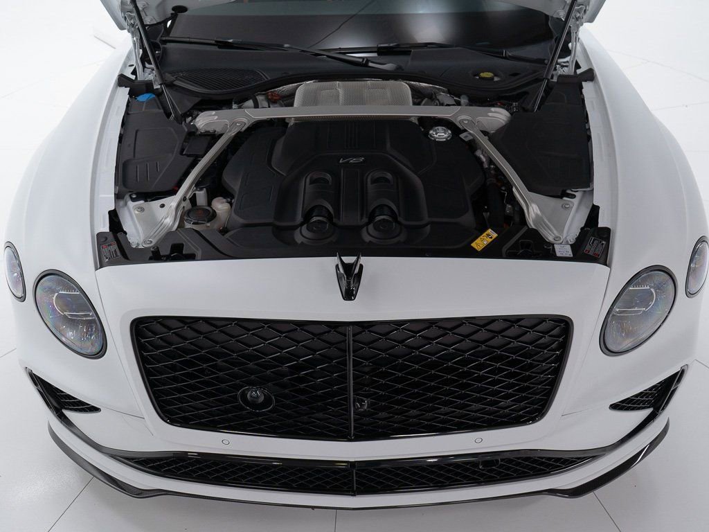 Used 2025 Bentley Flying Spur Plug-In Hybrid image 50