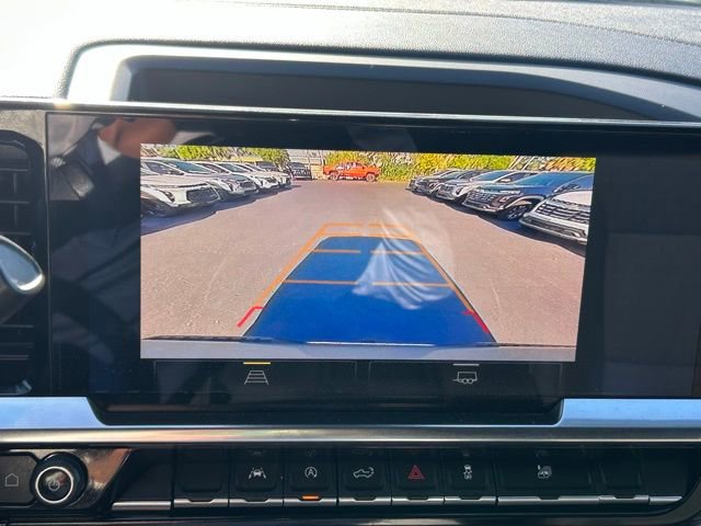 Used 2025 Chevrolet Silverado 1500 LT image 23