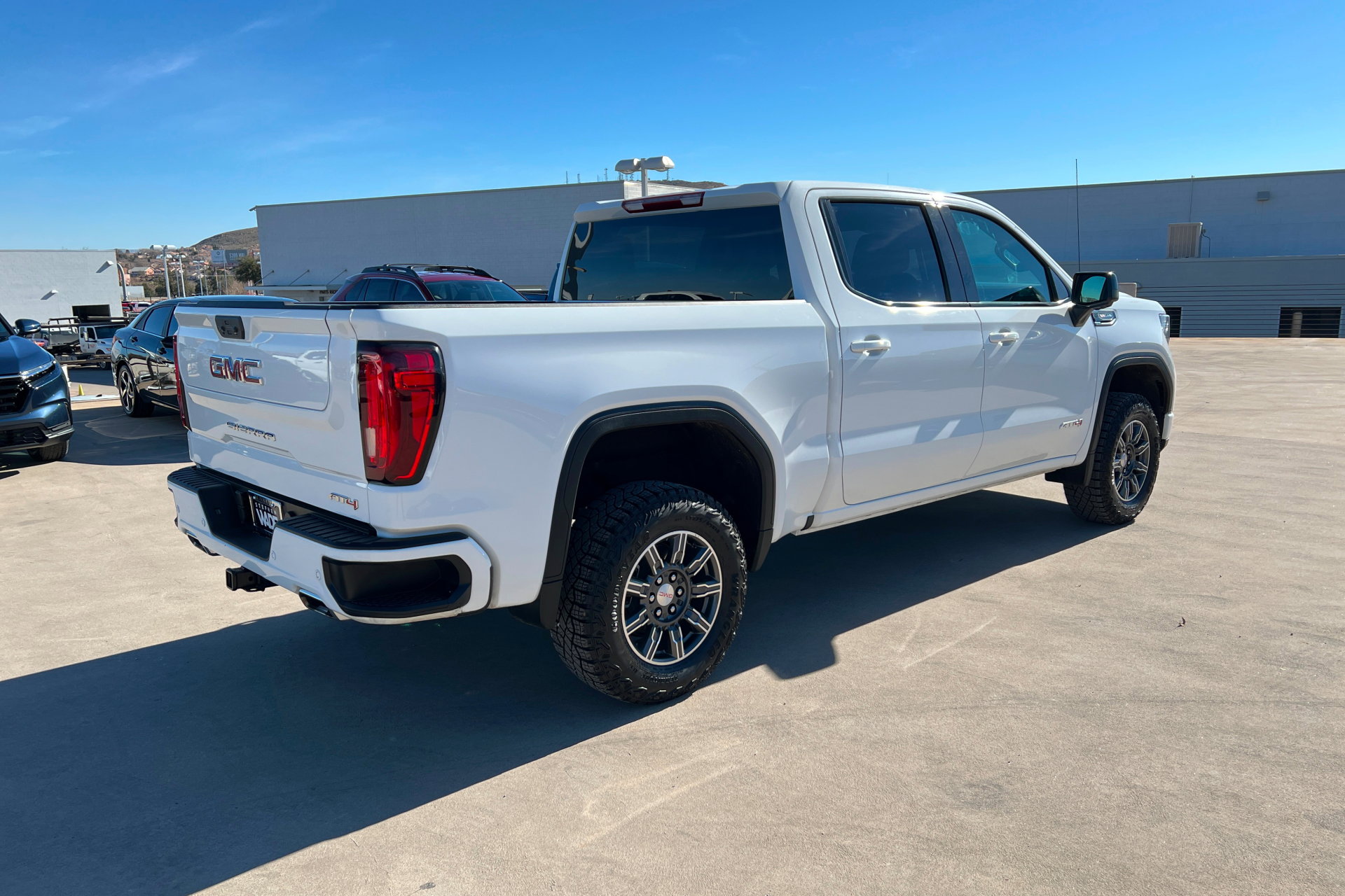 Certified 2025 GMC Sierra 1500 AT4 image 6