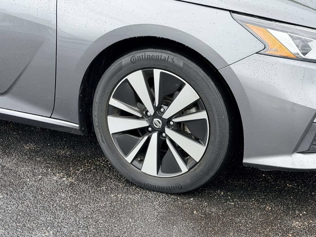 Used 2022 Nissan Altima 2.5 SV FWD image 7
