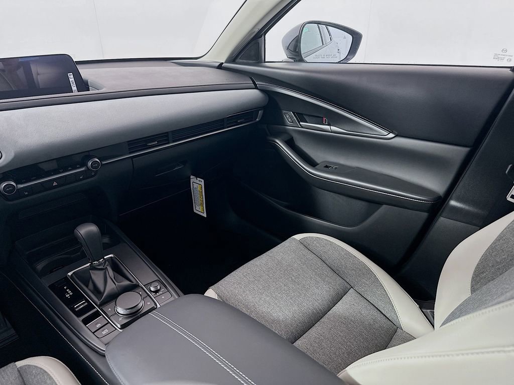 New 2026 MAZDA CX-30 Aire Edition image 25