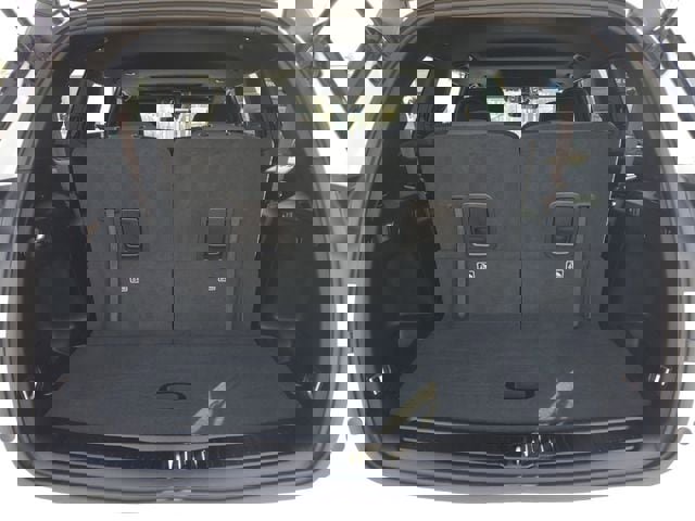 Certified 2025 Jeep Grand Cherokee L Laredo image 12