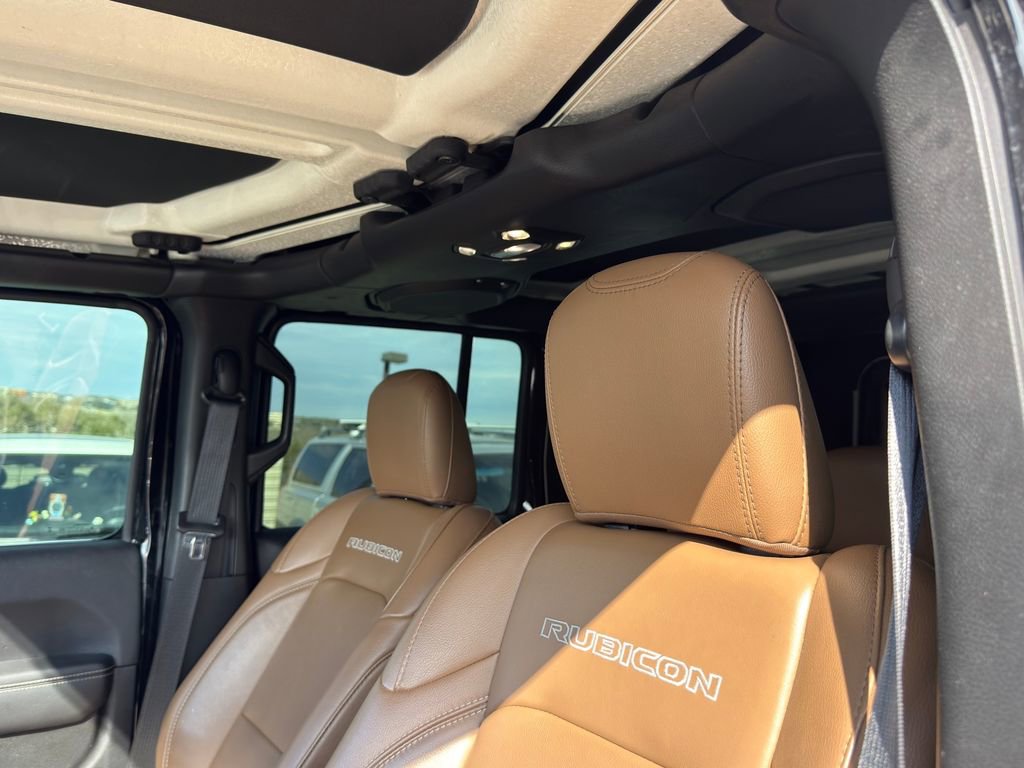 Used 2023 Jeep Wrangler Unlimited Rubicon w/ LED Lighting Group image 14