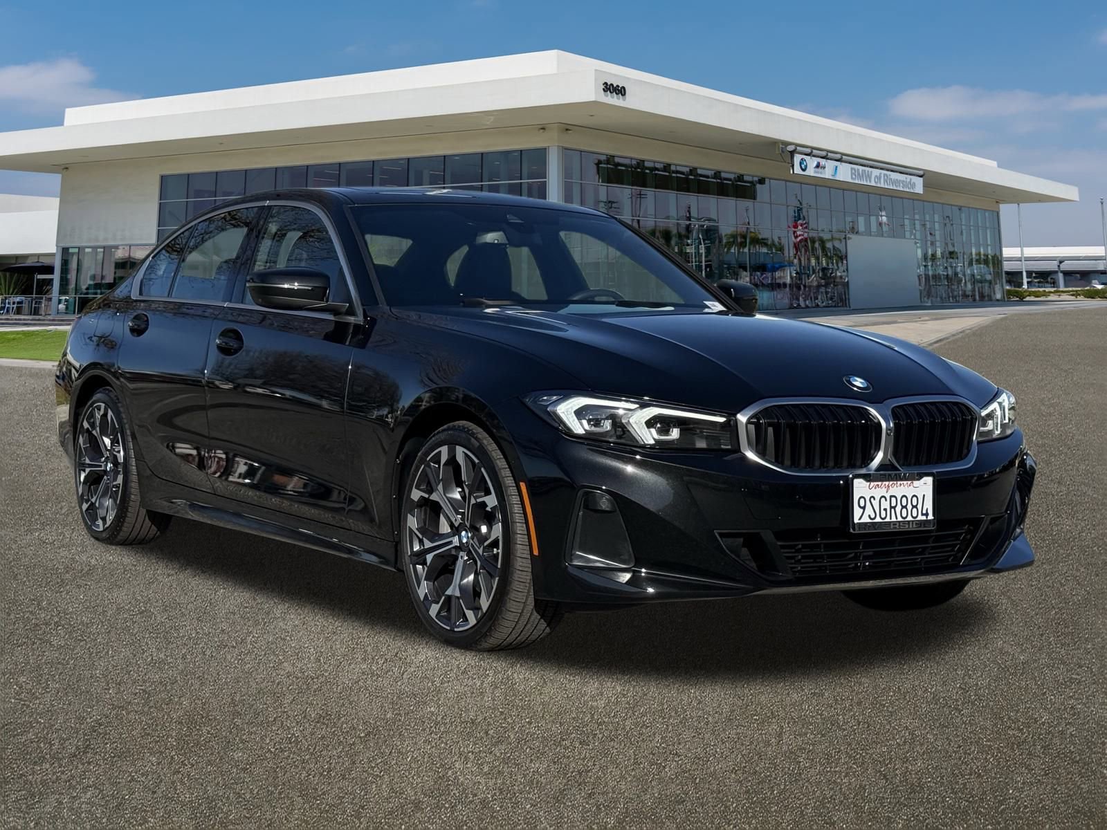 Used 2025 BMW 330i 330i w/ Convenience Package image 2