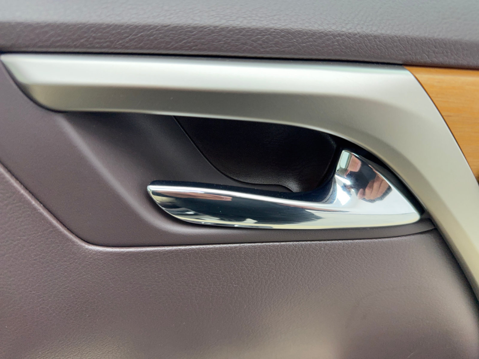 Used 2020 Lexus RX 450h AWD w/ Premium Package image 35