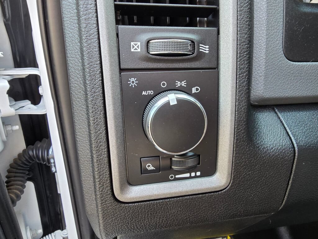Used 2018 RAM 1500 Tradesman w/ Protection Group AWD/4WD image 22