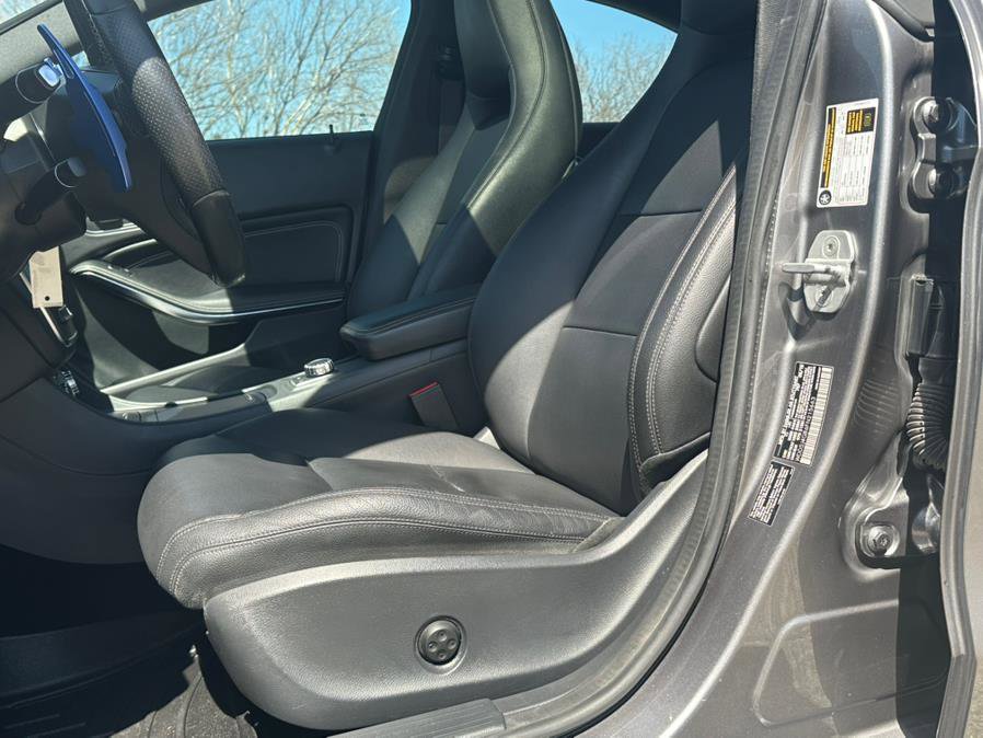 Used 2015 Mercedes-Benz CLA 250 4MATIC image 18