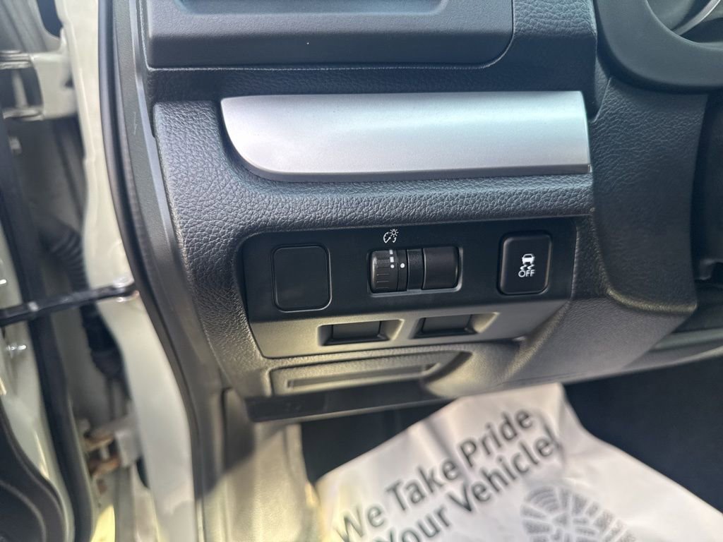 Used 2014 Subaru Crosstrek 2.0i Premium image 22