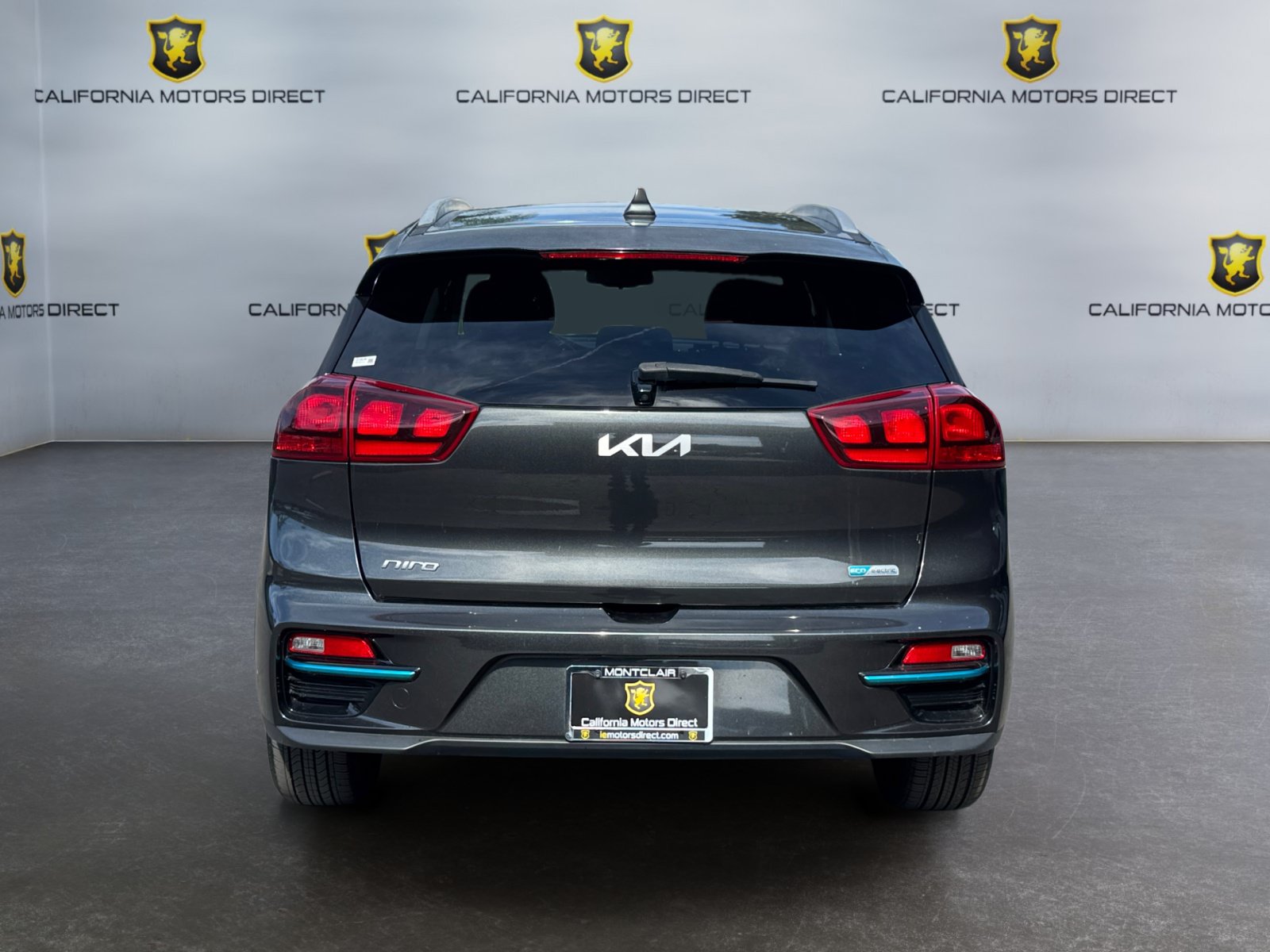 Used 2022 Kia Niro EX FWD image 4