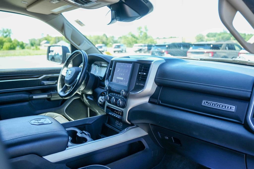 Used 2021 RAM 1500 Laramie AWD/4WD image 14