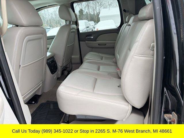 Used 2013 Chevrolet Avalanche LT AWD/4WD image 27