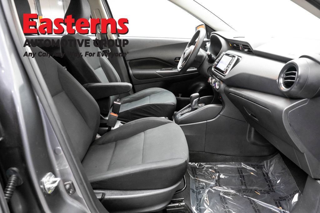 Used 2023 Nissan Kicks S FWD image 22