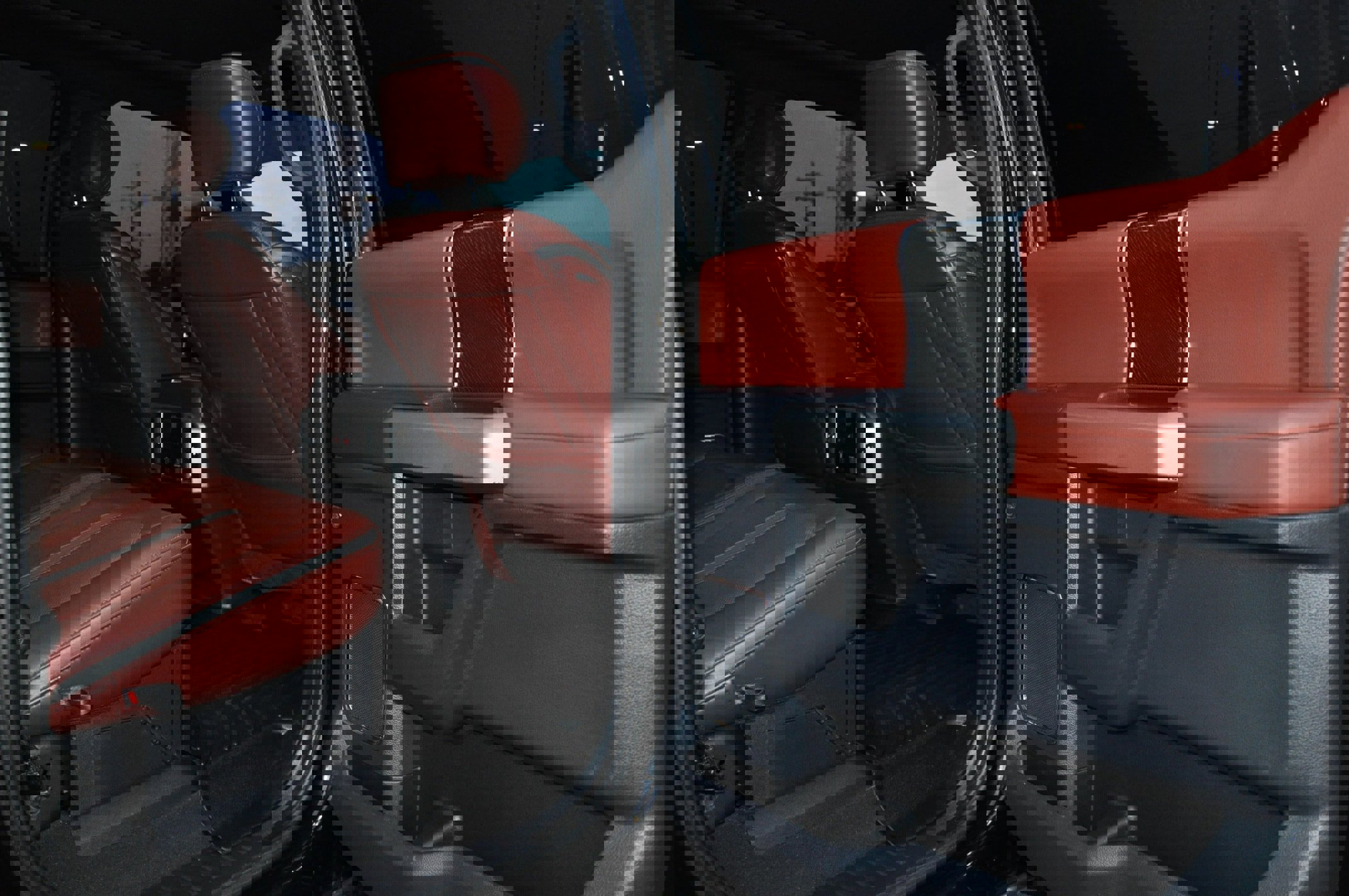 Used 2022 Ford F350 Platinum w/ FX4 Off-Road Package image 14