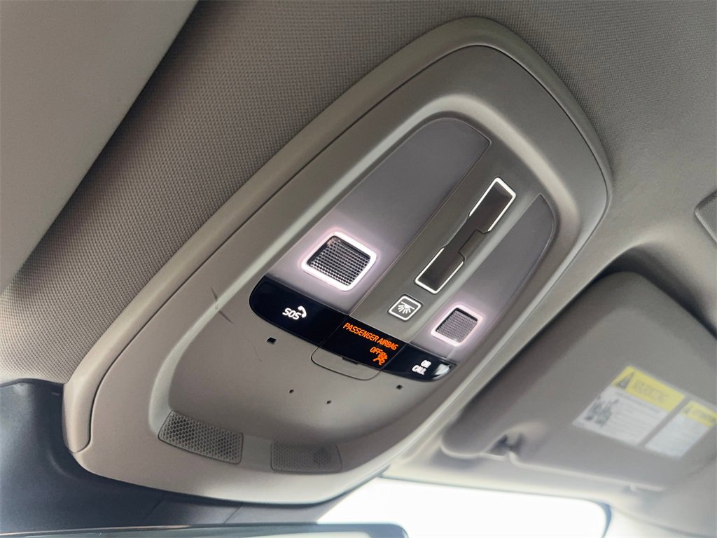 Used 2022 Volvo XC60 B5 Inscription w/ Protection Package Premier image 77