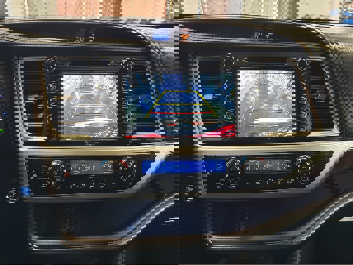 Used 2015 Toyota Highlander Limited image 30