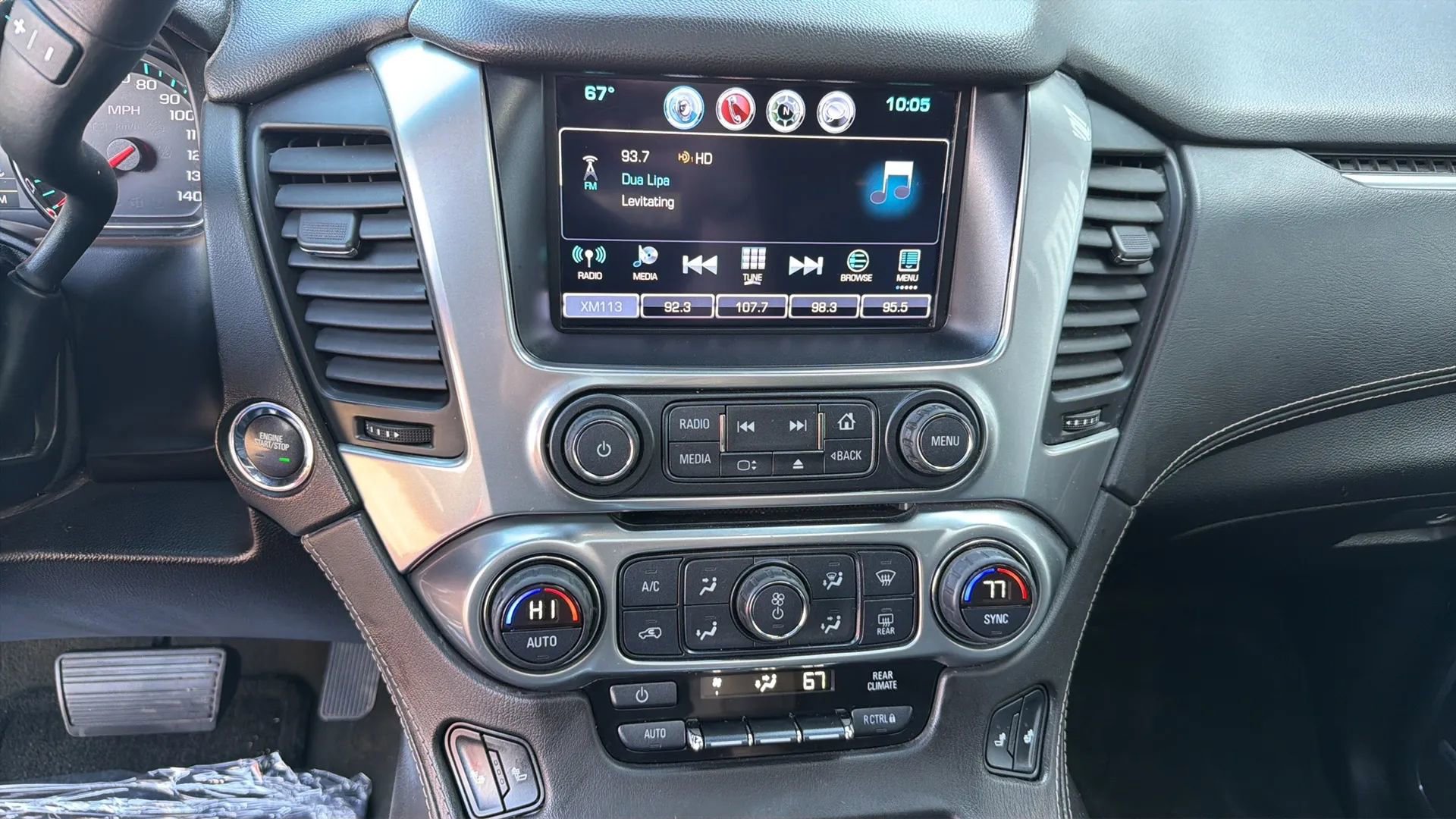 Used 2016 Chevrolet Suburban LT w/ Luxury Package image 26