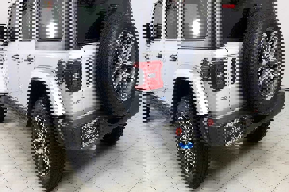 Used 2024 Jeep Wrangler Unlimited w/ Convenience Group image 42