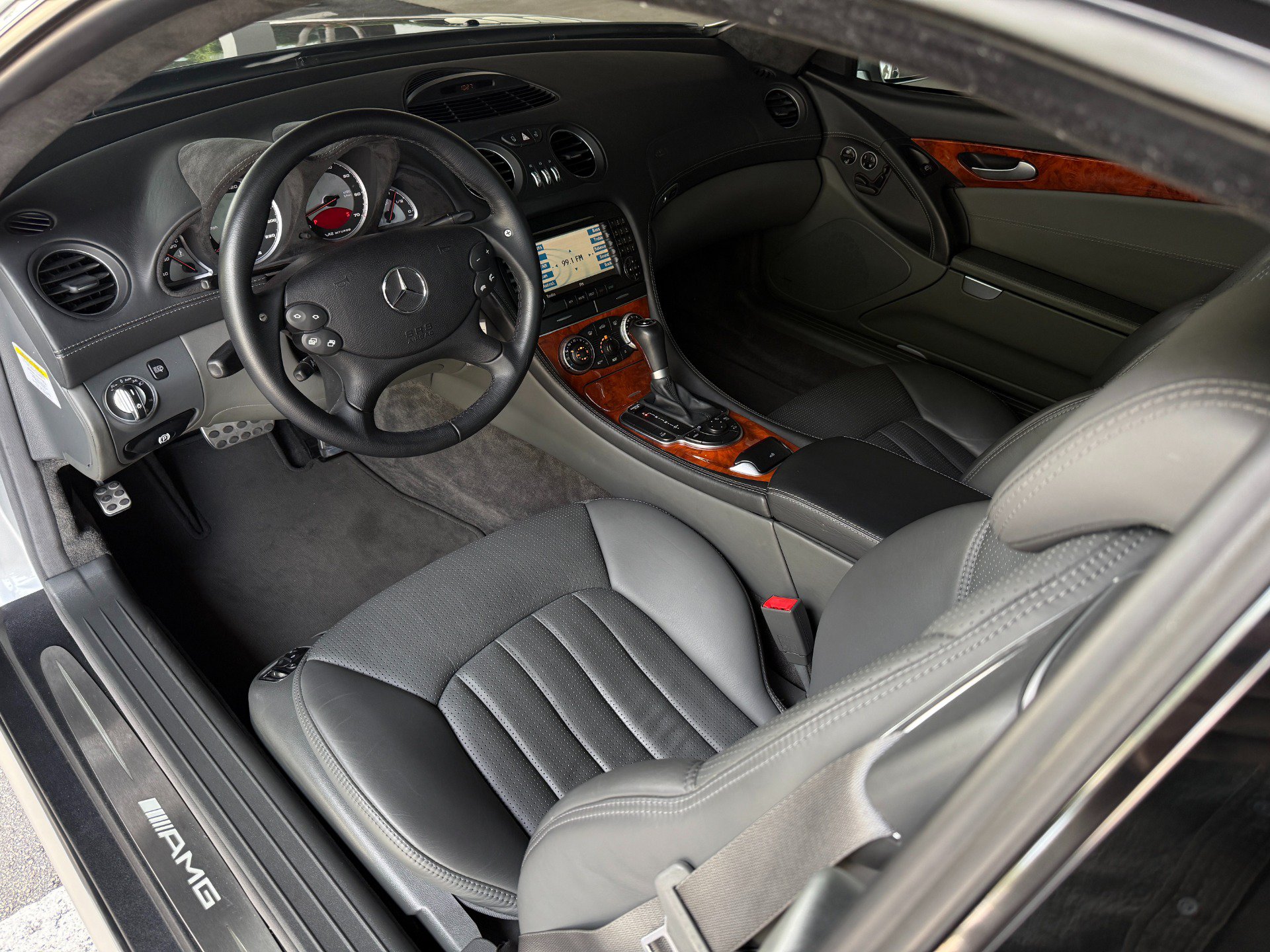 Used 2005 Mercedes-Benz SL 65 AMG image 21