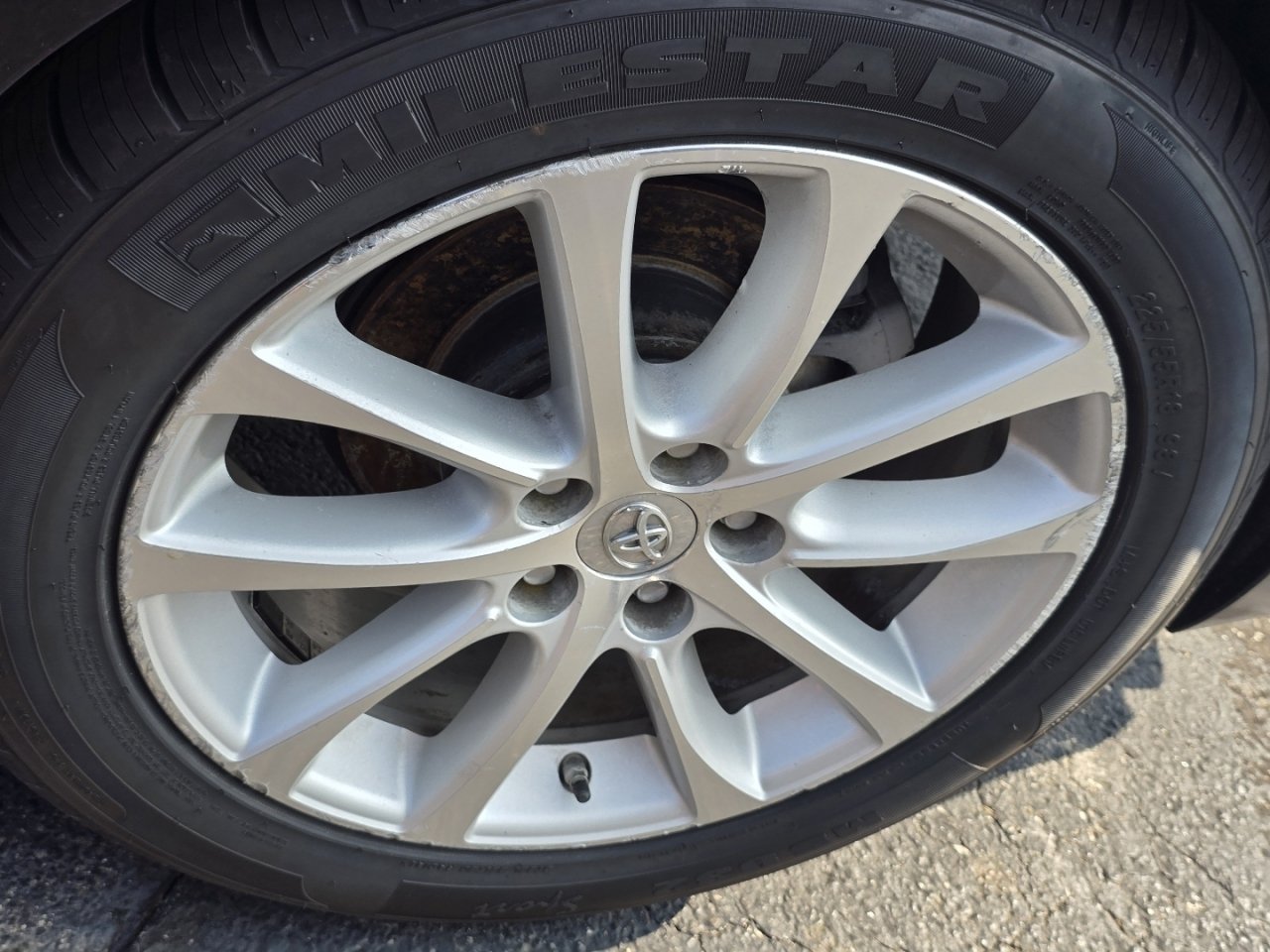 Used 2013 Toyota Avalon XLE Touring FWD image 25