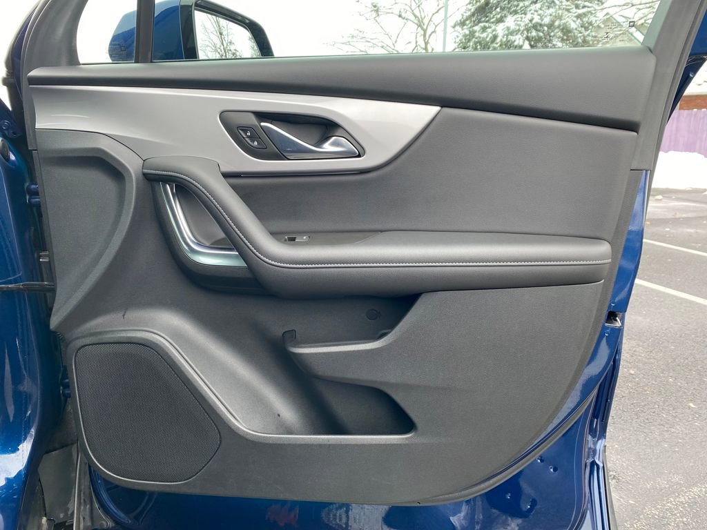 Used 2022 Chevrolet Blazer LT image 8