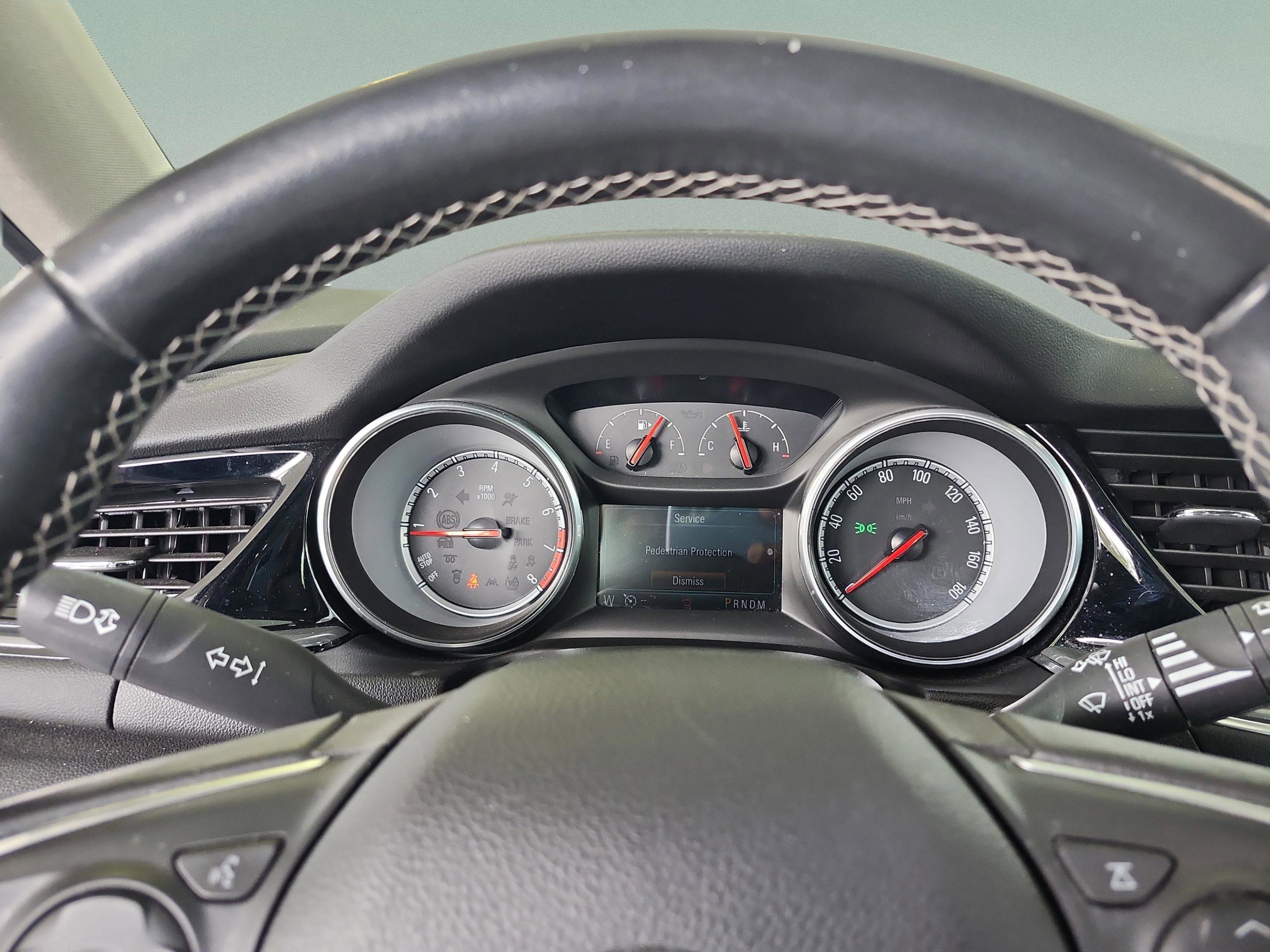 Used 2018 Buick Regal Preferred w/ Sights and Sounds Package AWD/4WD image 9