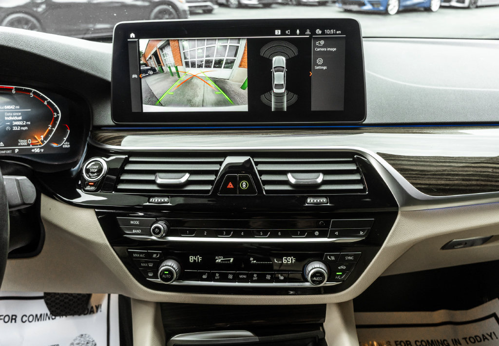 Used 2021 BMW 530i RWD image 18
