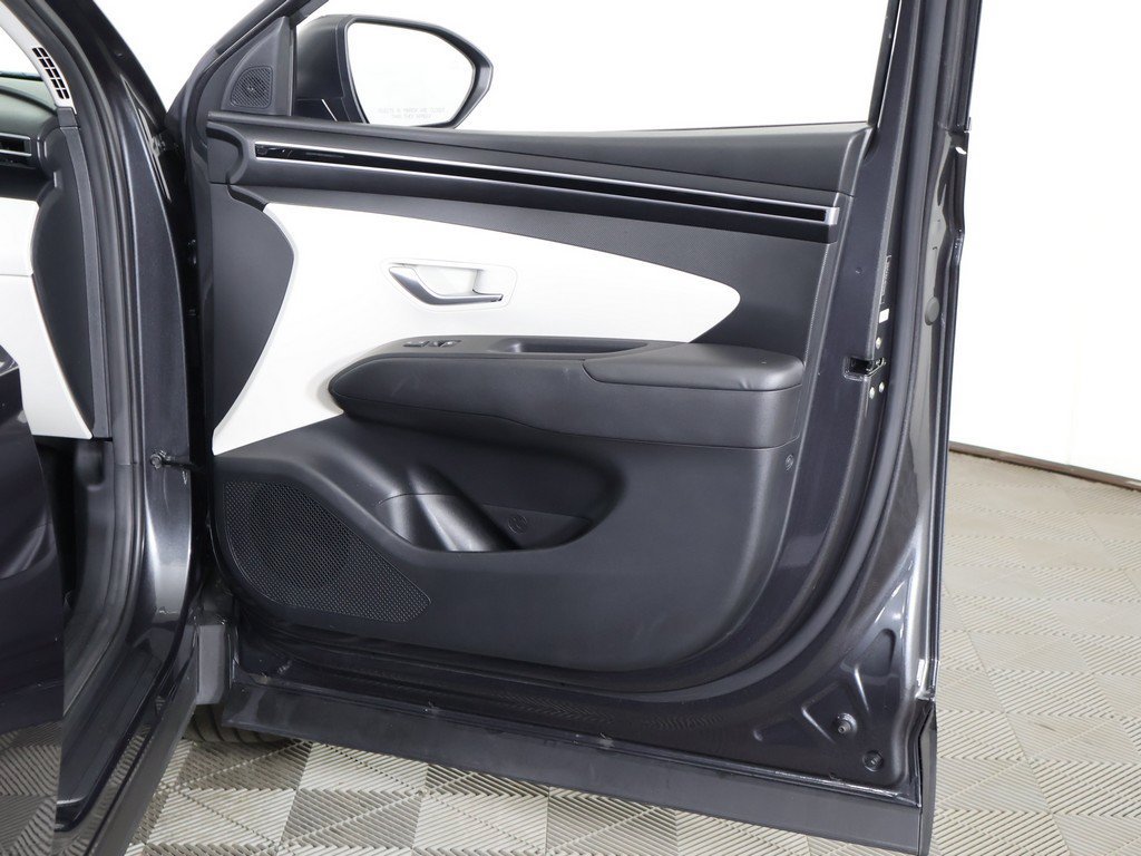 Used 2024 Hyundai Tucson SE FWD image 22