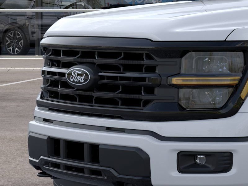 New 2026 Ford F150 XLT w/ XLT Black Appearance Package AWD/4WD image 18