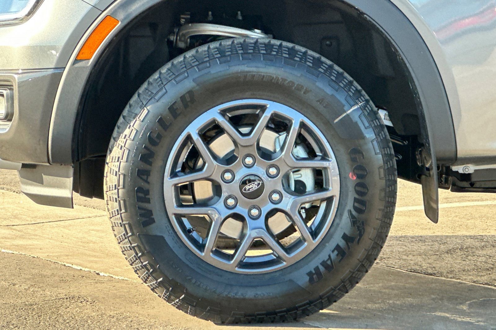 New 2025 Ford Ranger XLT w/ Equipment Group 301A High image 23