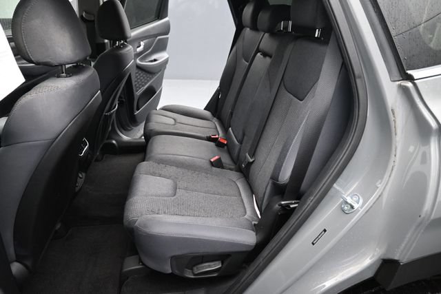 Used 2021 Hyundai Santa Fe SE AWD/4WD image 11