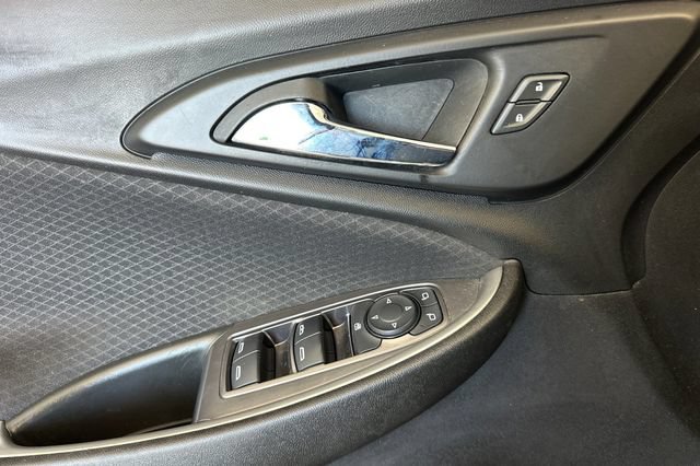 Used 2023 Chevrolet Malibu LT FWD image 12