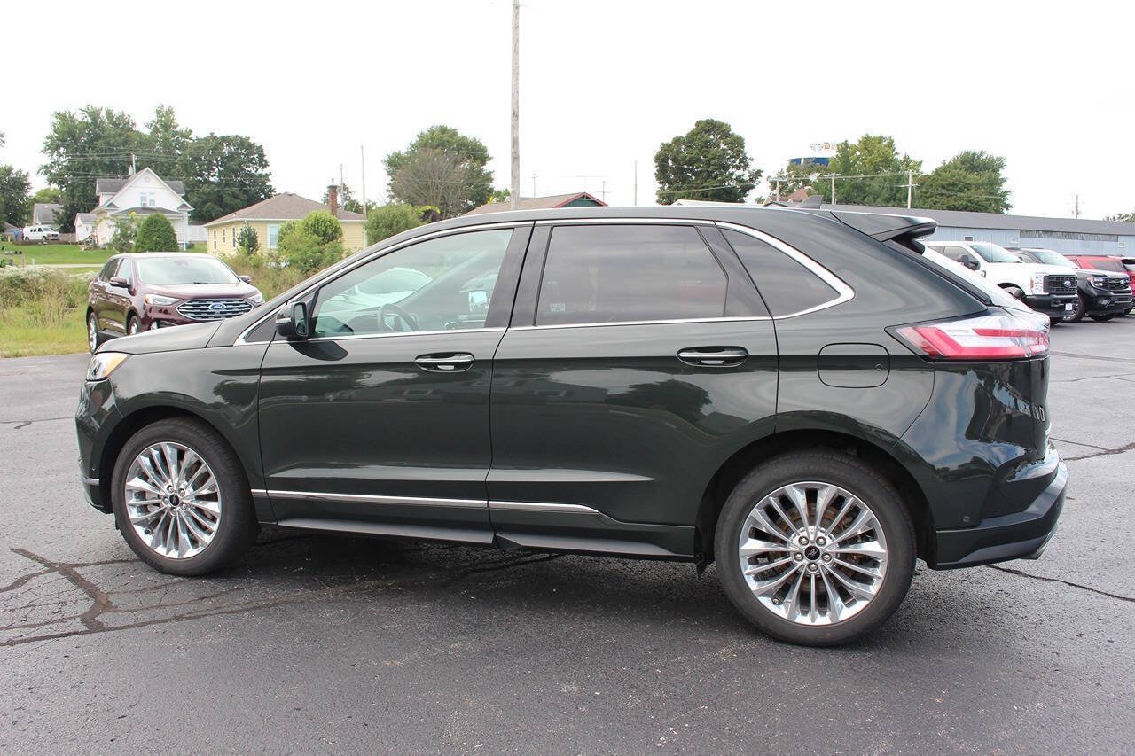 Used 2024 Ford Edge Titanium w/ Titanium Elite Package AWD/4WD image 2