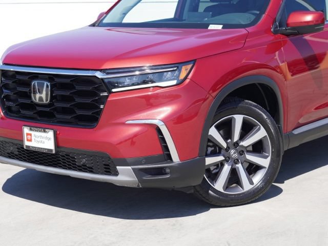Used 2023 Honda Pilot Touring image 5