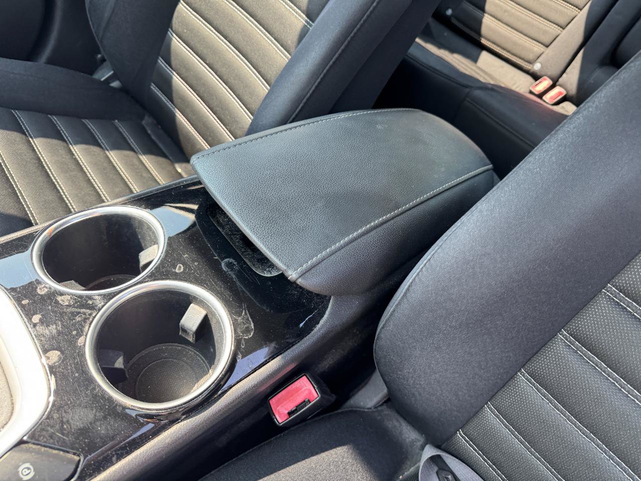 Used 2013 Ford Fusion SE FWD image 21