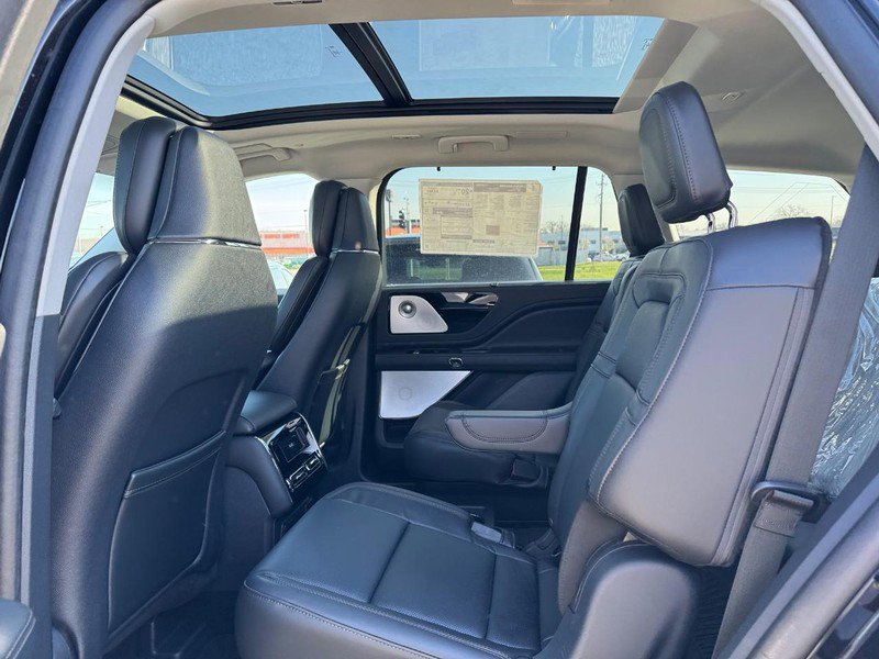 New 2025 Lincoln Aviator Reserve w/ Equipment Group 201A AWD/4WD image 10