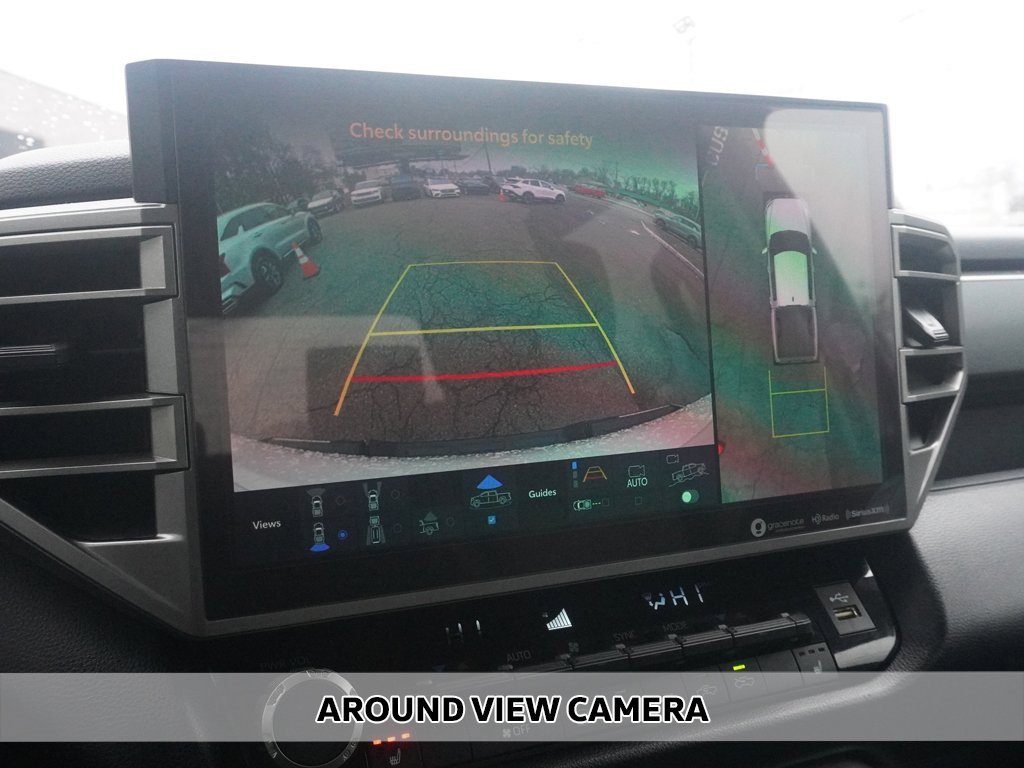 Used 2022 Toyota Tundra SR5 w/ TRD Off-Road Premium Package image 4