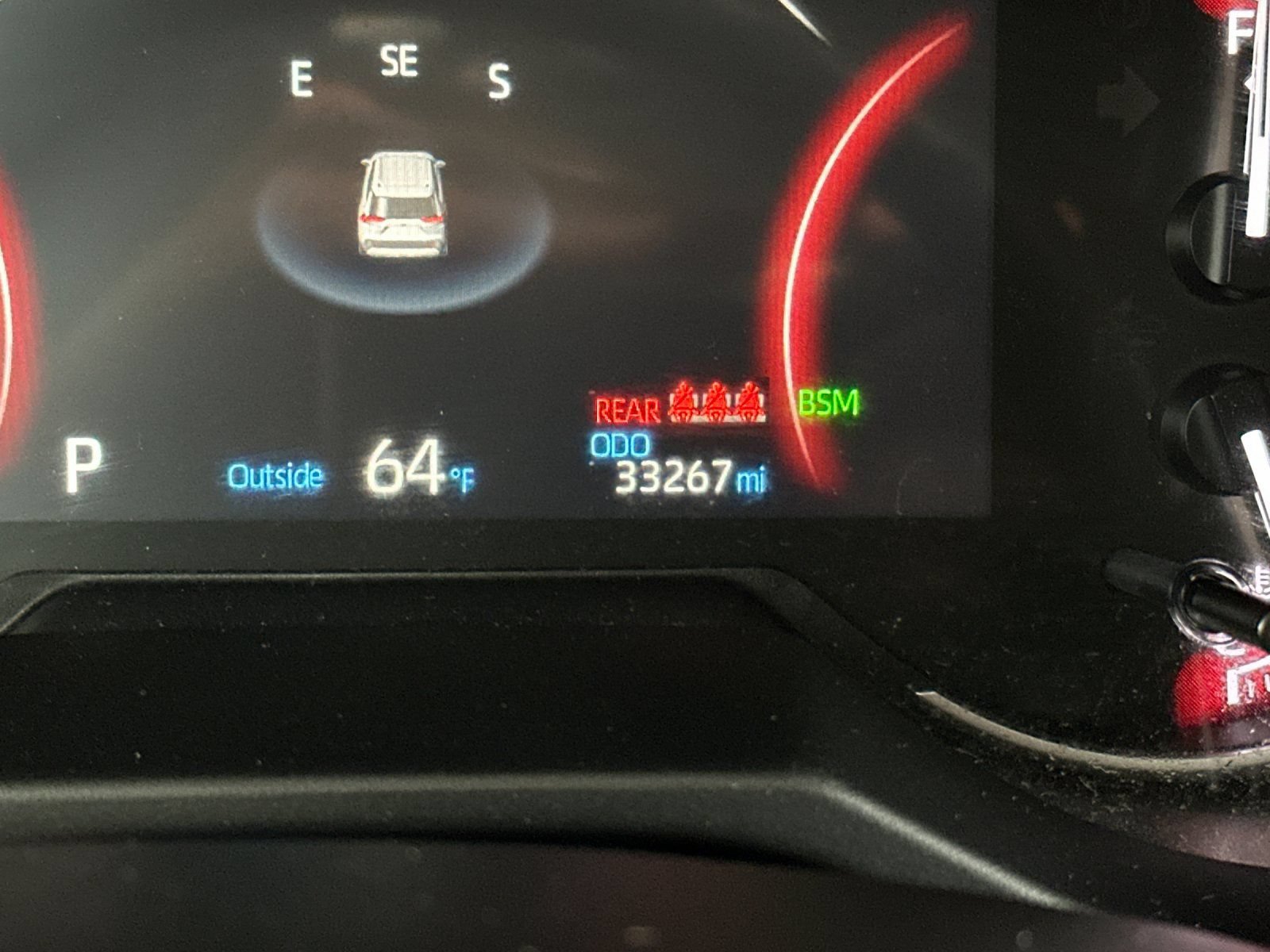 Used 2025 Toyota RAV4 XLE FWD image 25