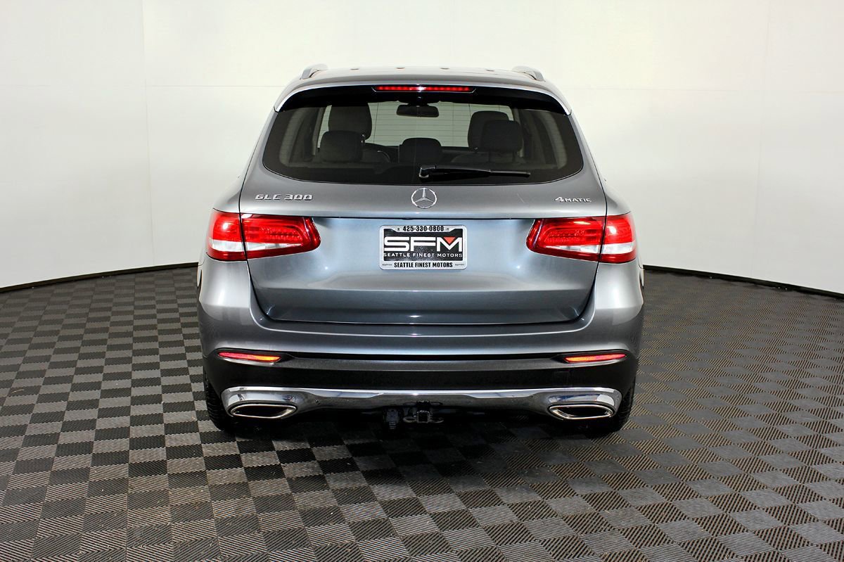 Used 2017 Mercedes-Benz GLC 300 4MATIC image 9
