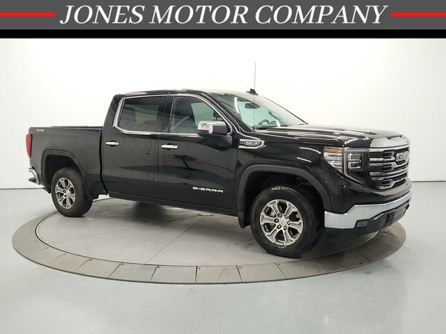 Used 2025 GMC Sierra 1500 SLT image 1