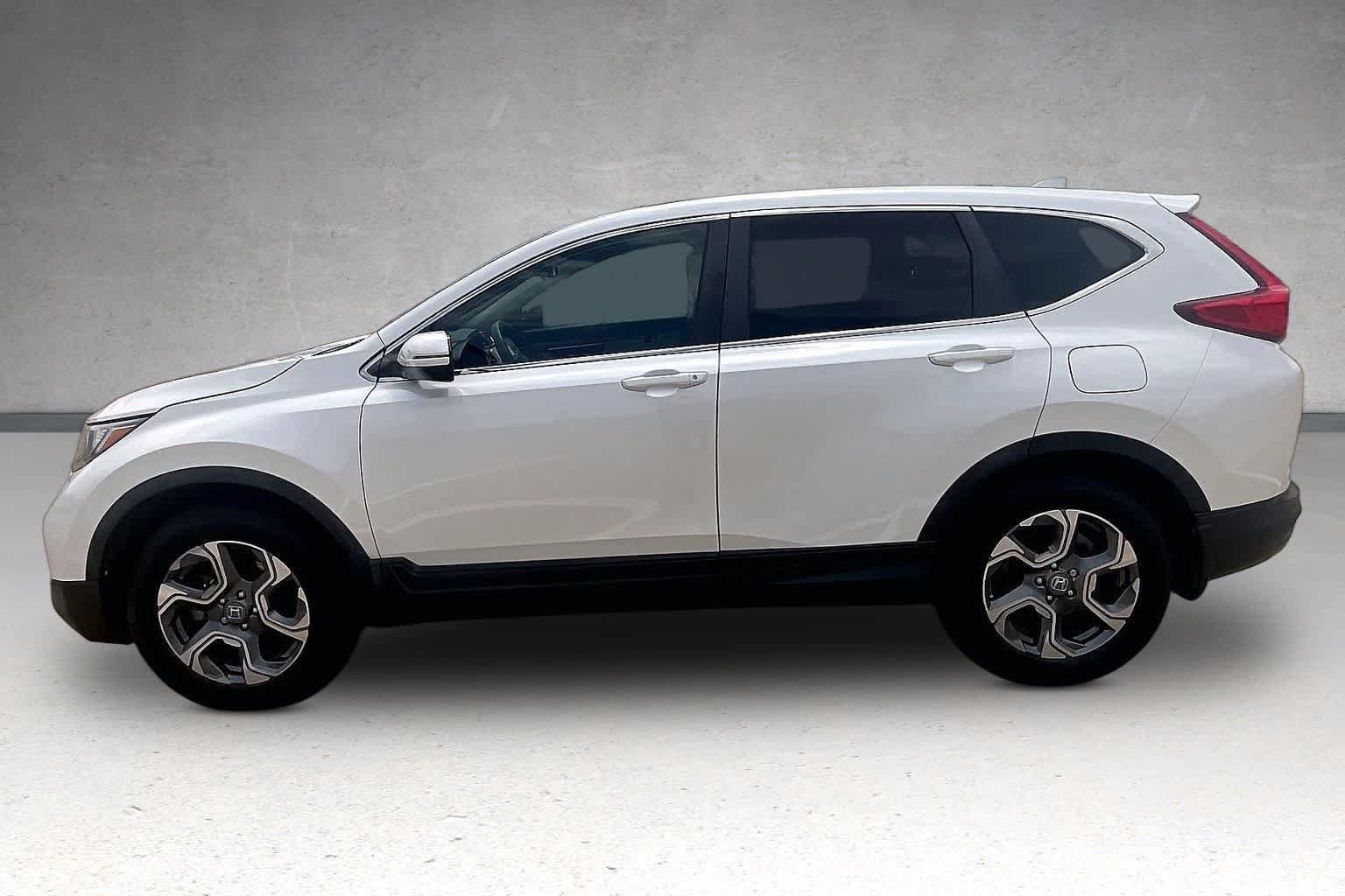 Used 2018 Honda CR-V EX image 3