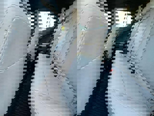 Used 2024 Lexus UX 250h F Sport image 29