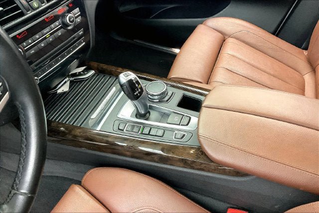 Used 2016 BMW X5 xDrive40e AWD/4WD image 16
