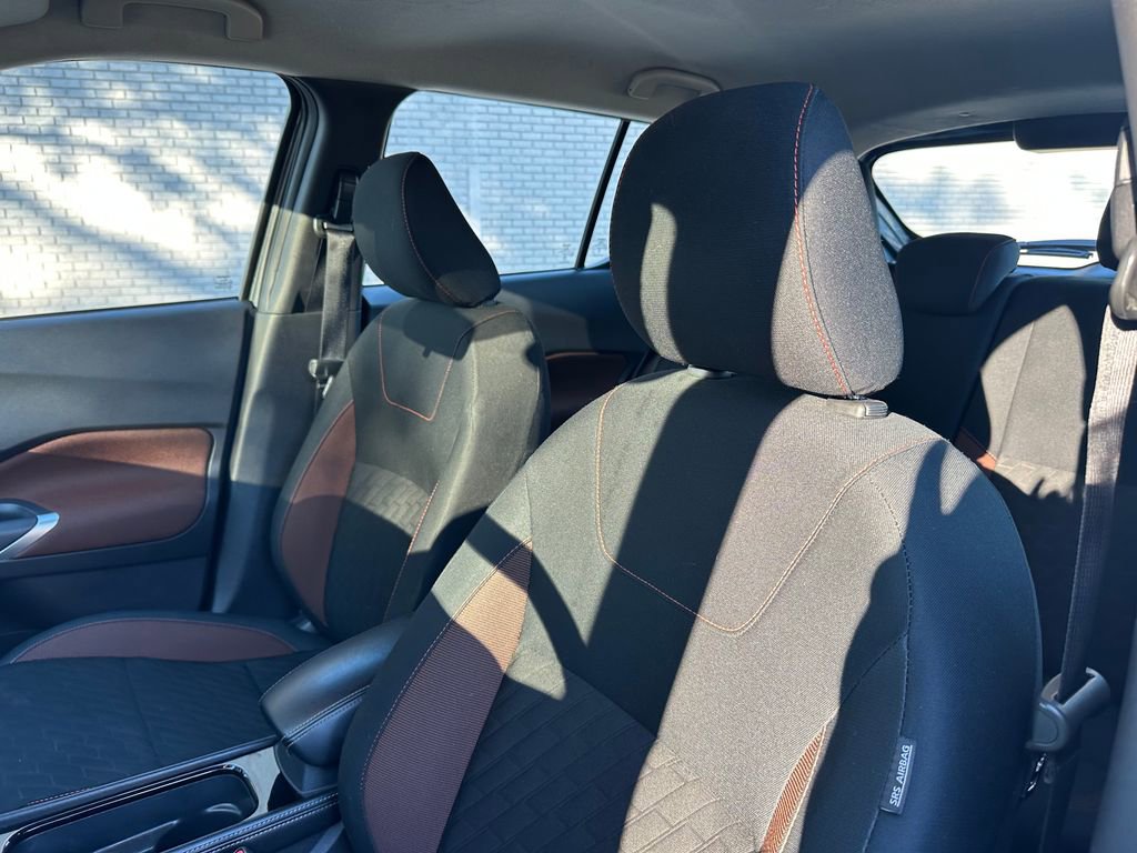 Used 2024 Nissan Kicks SR image 26