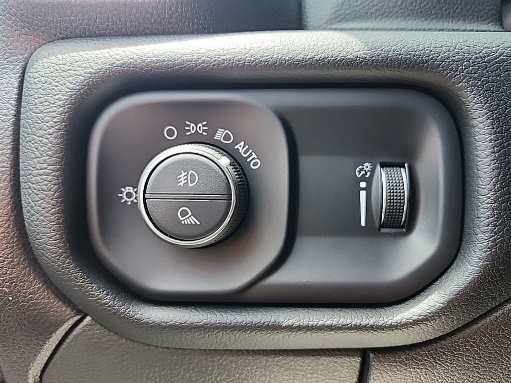 New 2025 RAM 2500 Big Horn image 28