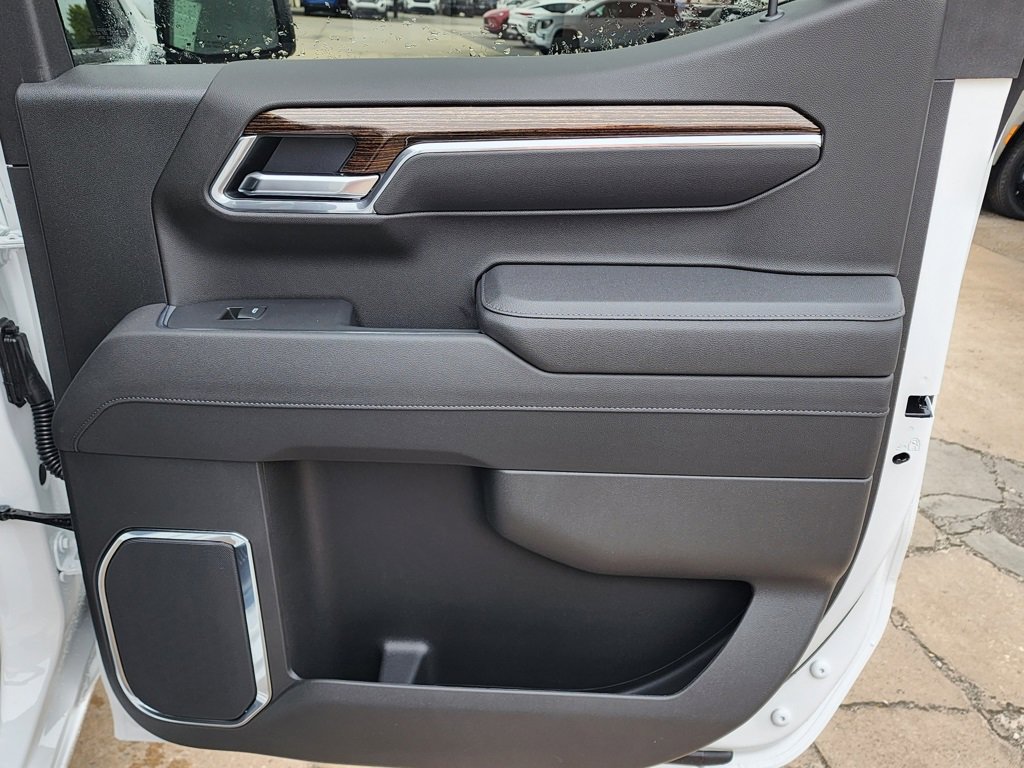 New 2026 GMC Sierra 1500 Elevation image 39