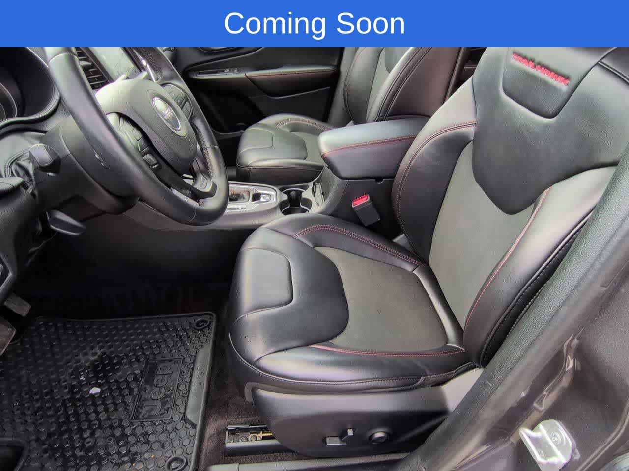 Used 2019 Jeep Cherokee Trailhawk w/ Cold Weather Group AWD/4WD image 16