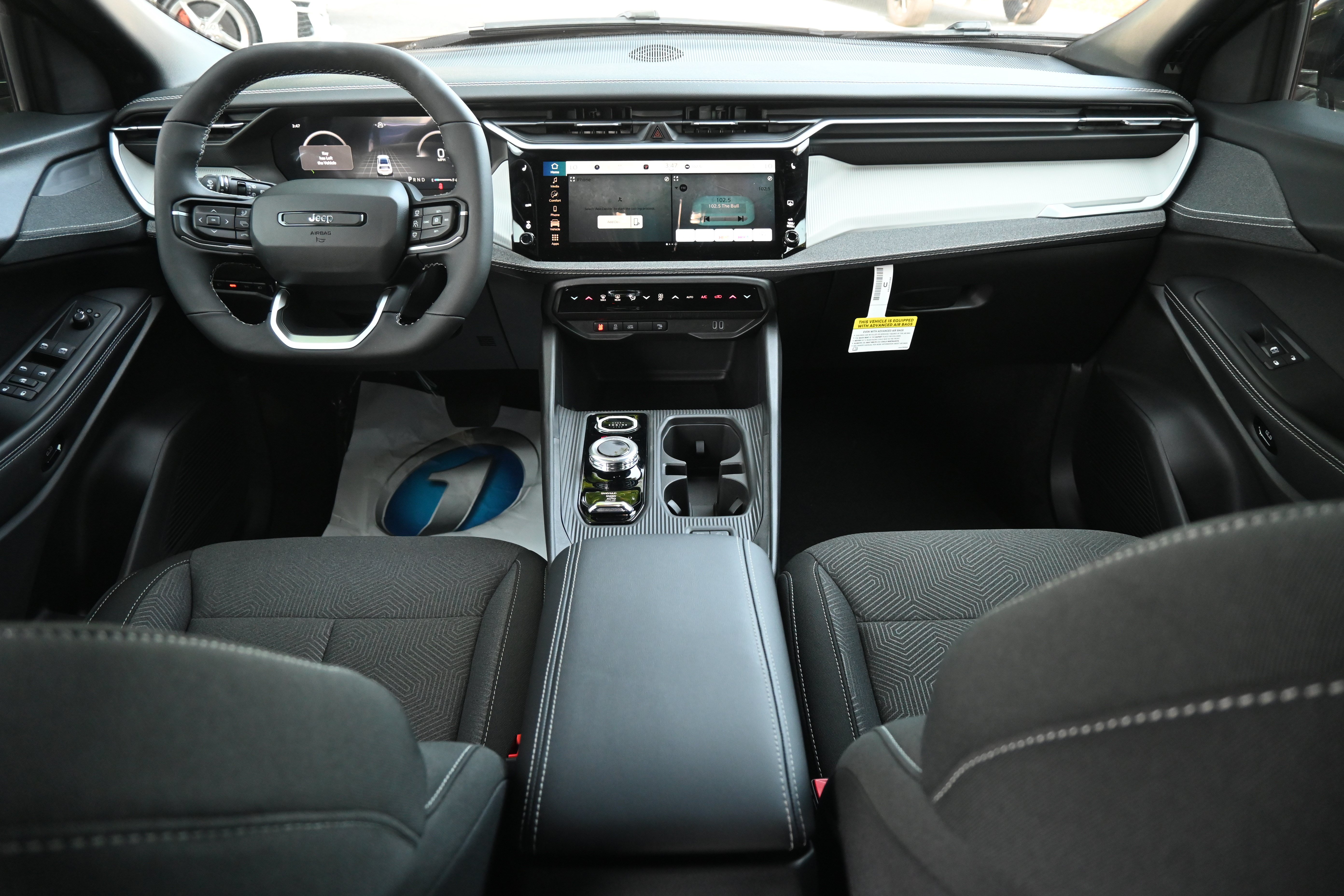 New 2026 Jeep Cherokee Laredo AWD/4WD image 27