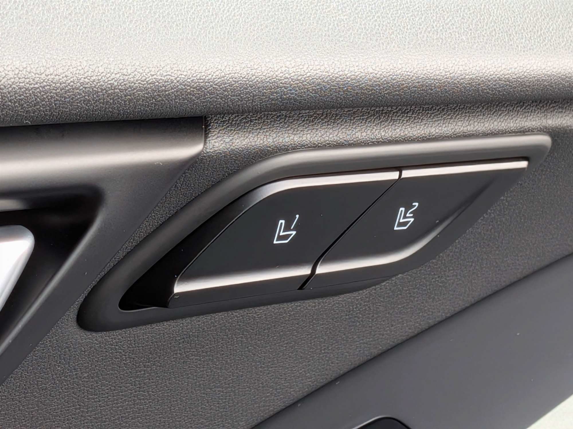 Certified 2024 Kia Niro SX Touring FWD image 33