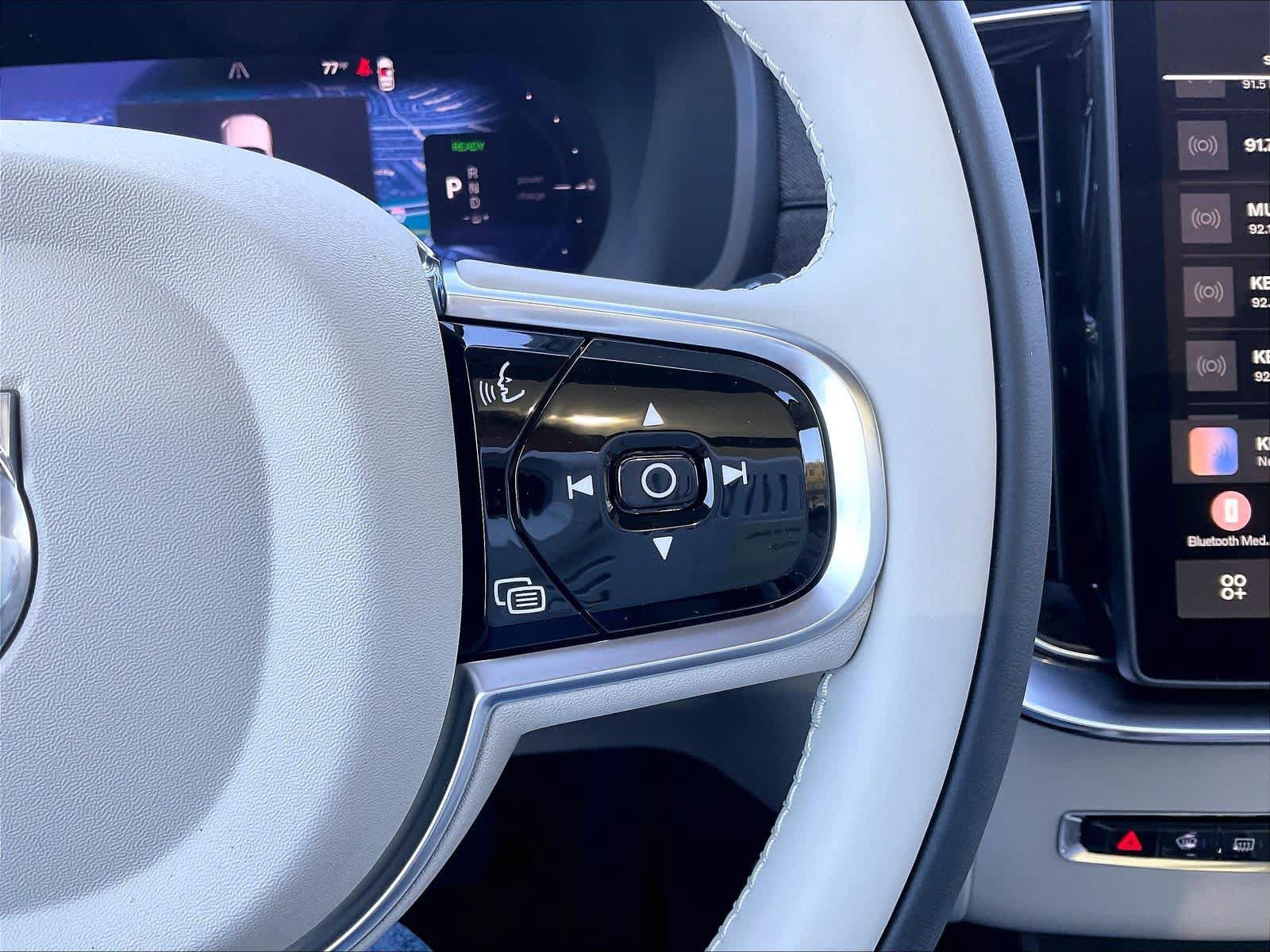 New 2027 Volvo XC90 T8 Ultra AWD/4WD image 18